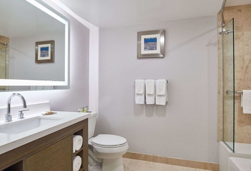 فندق Doubletree By Hilton Torrance South Bay