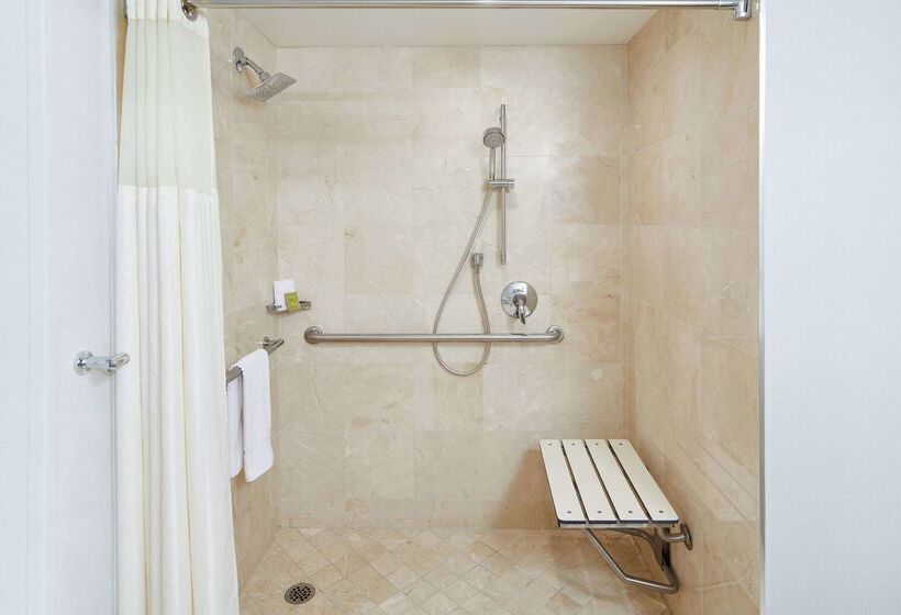 فندق Doubletree By Hilton Torrance South Bay