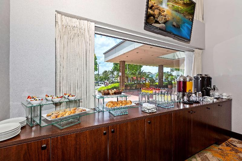 Отель Doubletree By Hilton Whittier Los Angeles