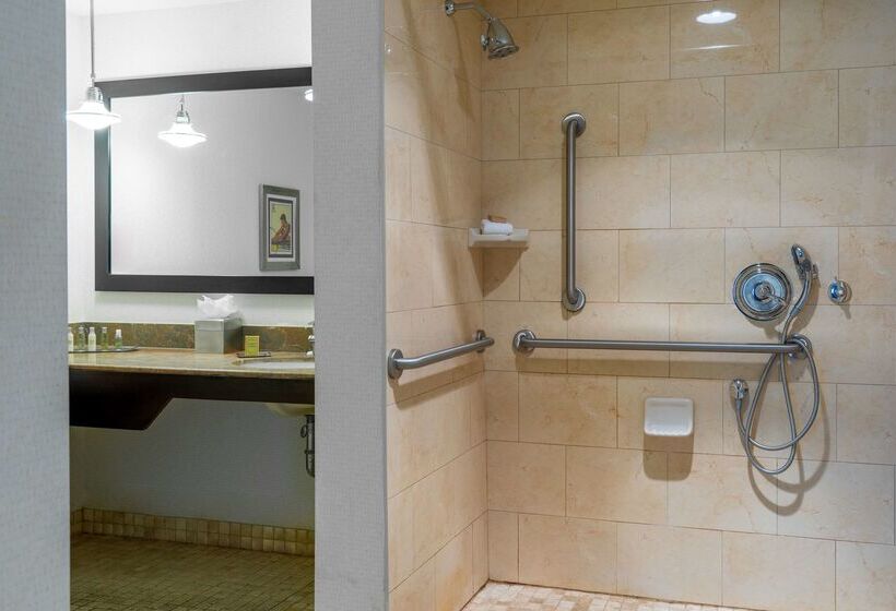 The Capital Suites Hotel