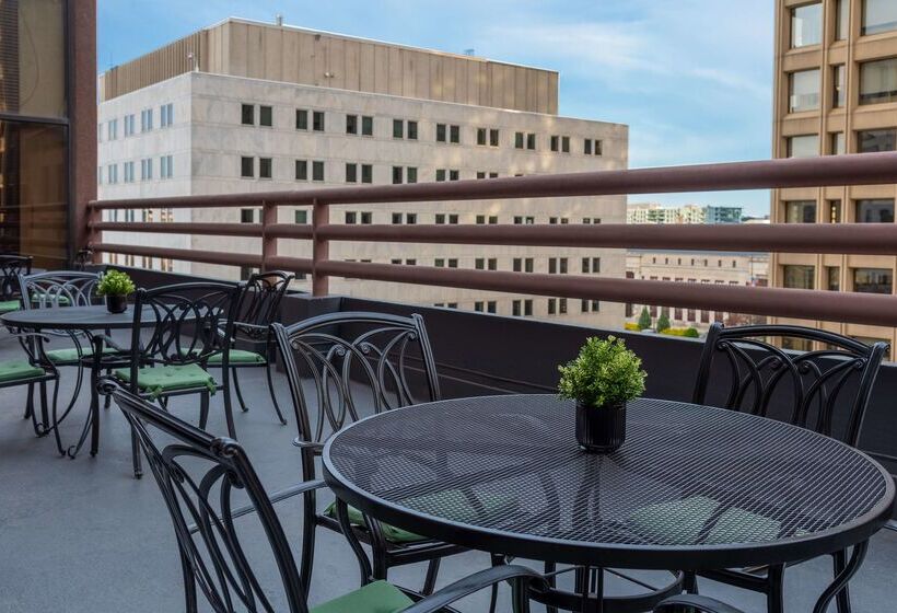 The Capital Suites Hotel