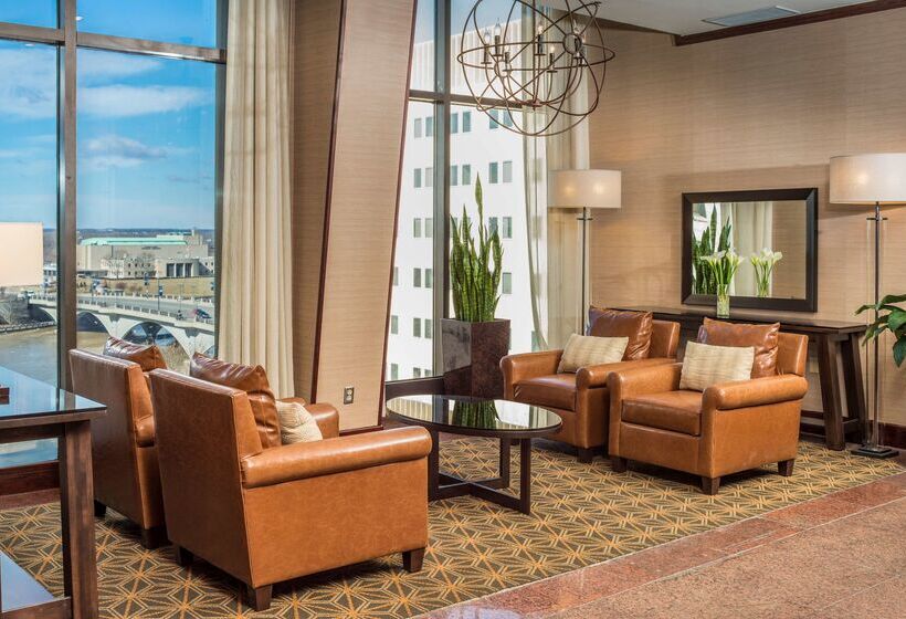 The Capital Suites Hotel
