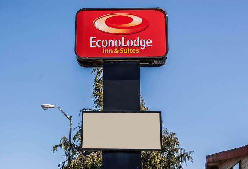 فندق Econo Lodge Inn & Suites