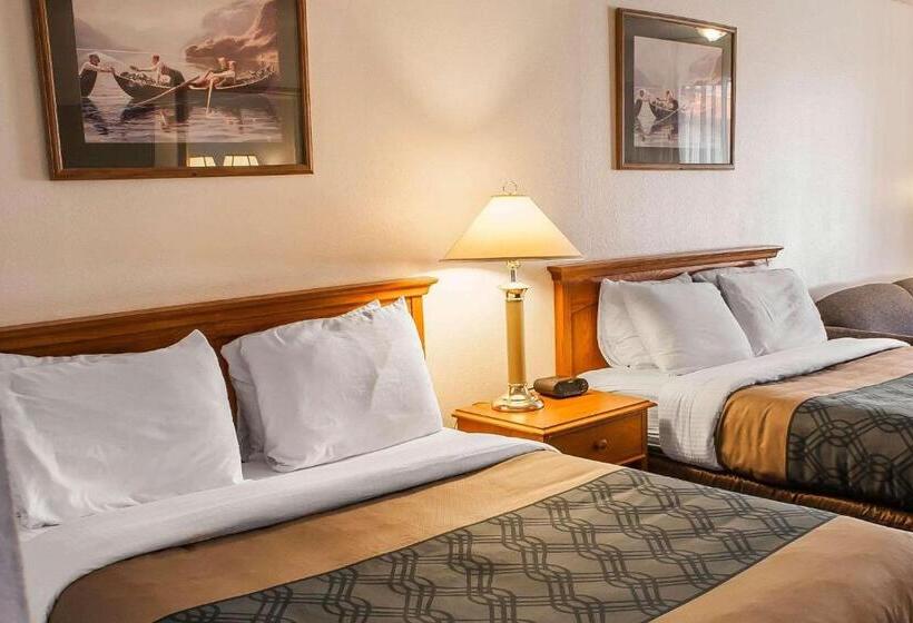 فندق Econo Lodge Inn & Suites