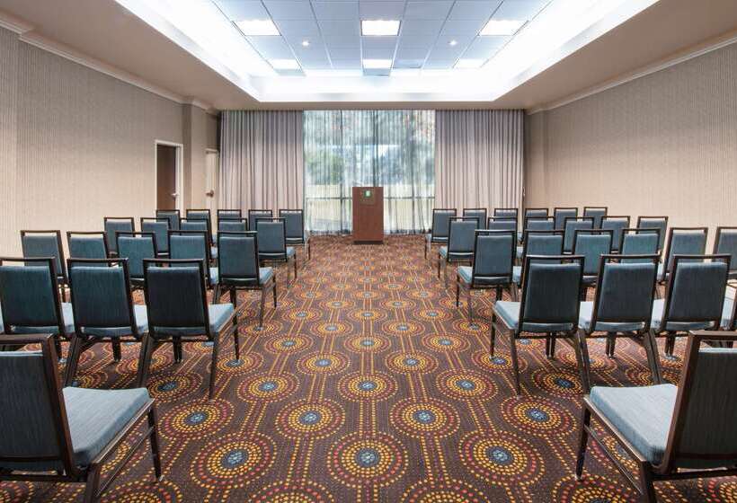 فندق Embassy Suites By Hilton Walnut Creek