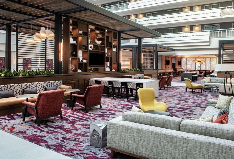 فندق Embassy Suites By Hilton Walnut Creek