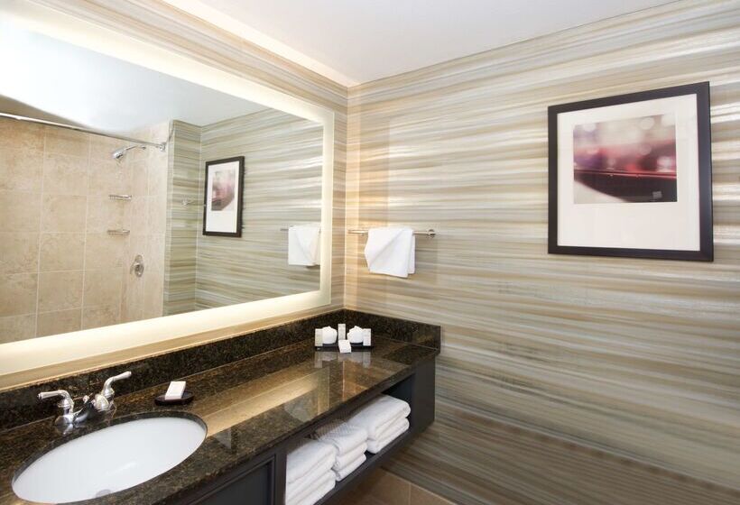 فندق Embassy Suites By Hilton Walnut Creek