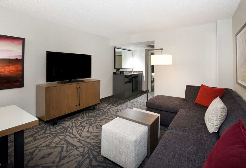 فندق Embassy Suites By Hilton Walnut Creek