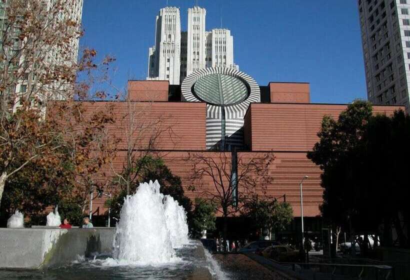 Executive Hotel Vintage Court