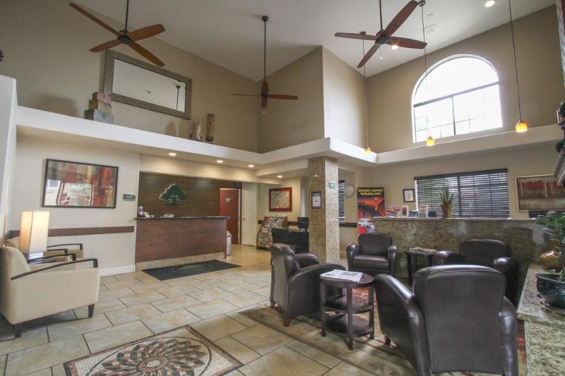 هتل Greentree Inn Flagstaff