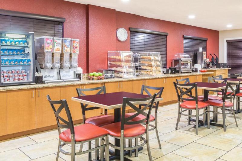 هتل Greentree Inn Flagstaff