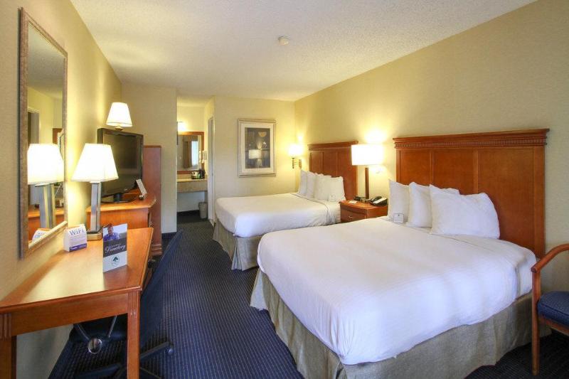 هتل Greentree Inn Flagstaff