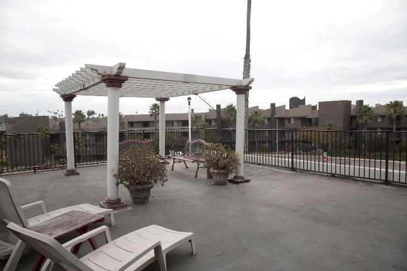 فندق Harbor Inn & Suites Oceanside