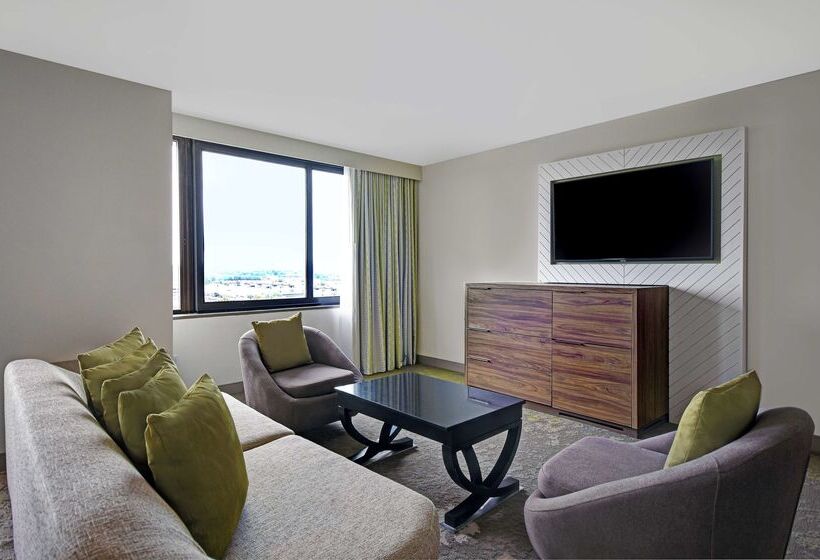 酒店 Hilton Hasbrouck Heights/meadowlands