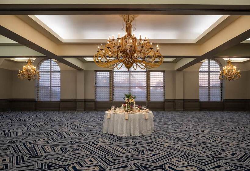 בית מלון כפרי Hilton Houston North