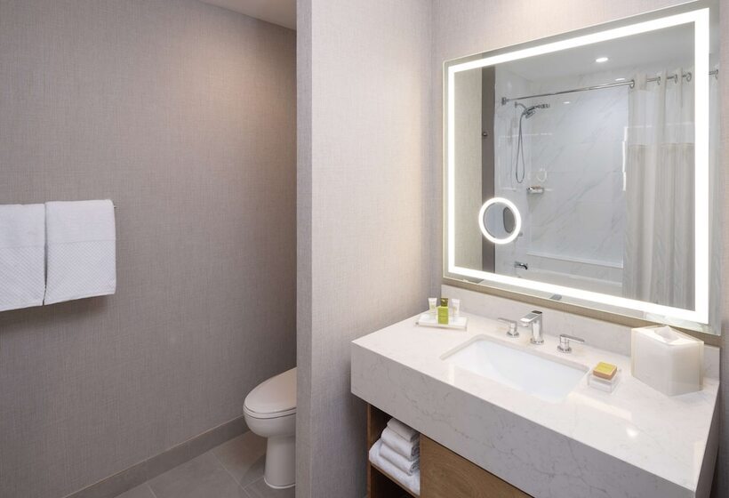 בית מלון כפרי Hilton Houston North