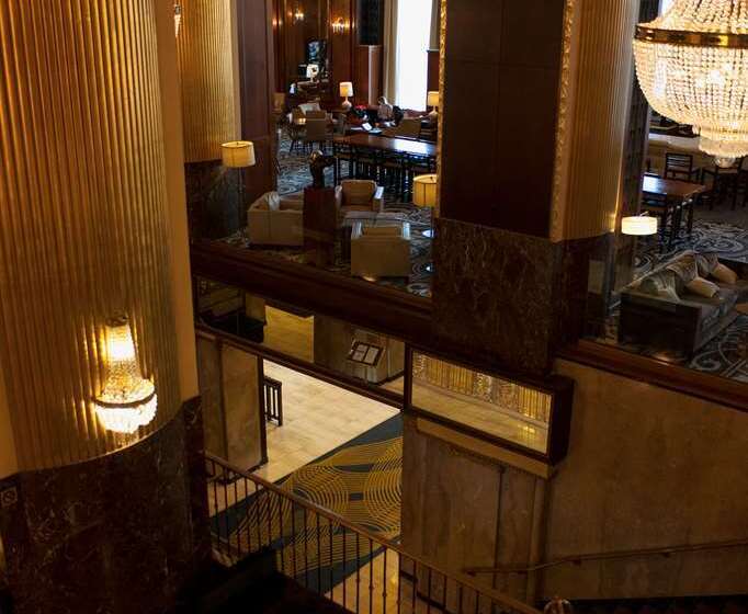 酒店 Hilton Milwaukee