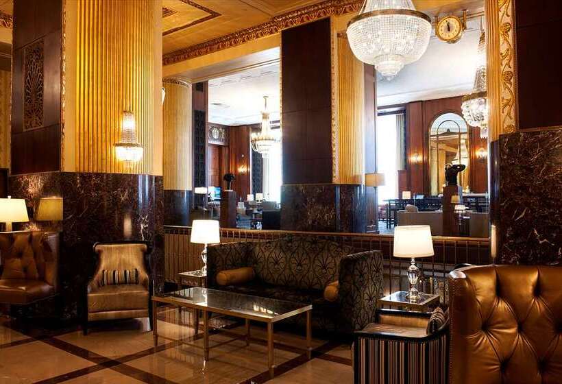 酒店 Hilton Milwaukee