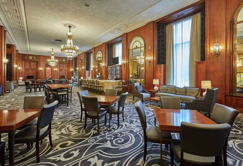 酒店 Hilton Milwaukee