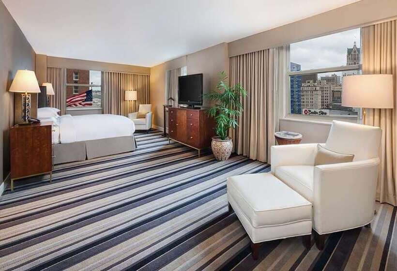 酒店 Hilton Milwaukee