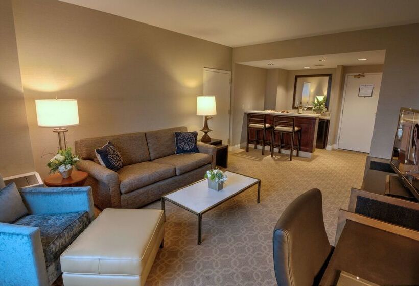 酒店 Hilton Milwaukee