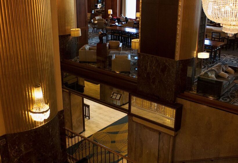 酒店 Hilton Milwaukee