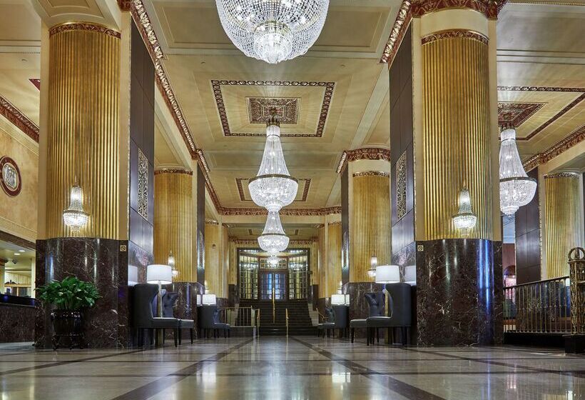 酒店 Hilton Milwaukee