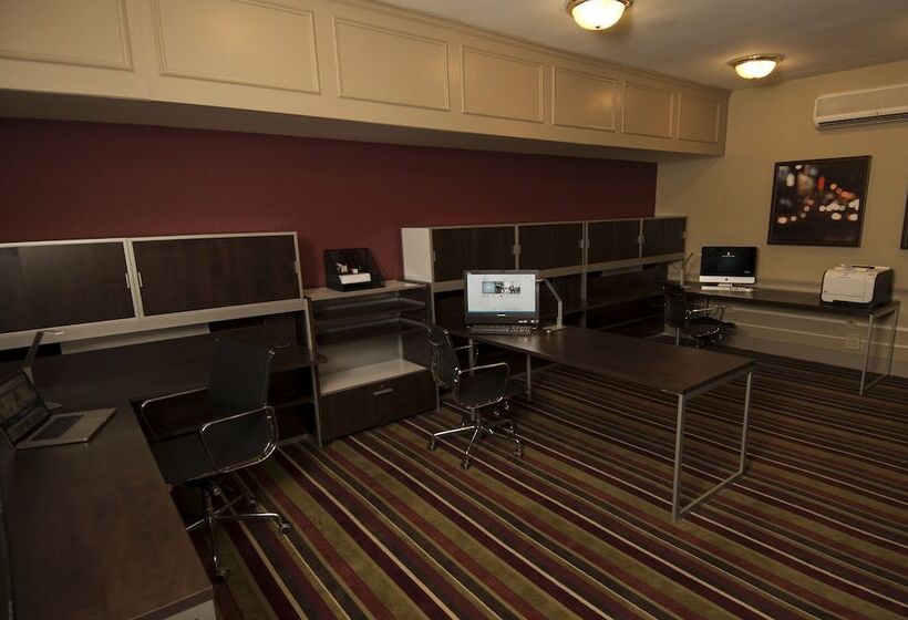 酒店 Hilton Milwaukee