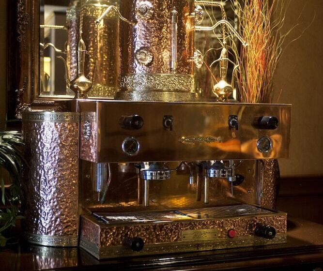 酒店 Hilton Milwaukee