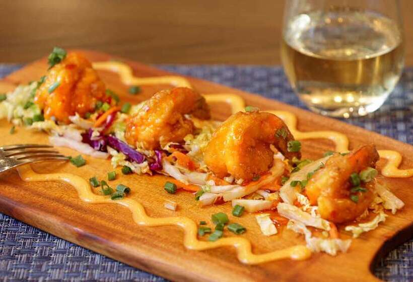 هتل Hilton Mystic