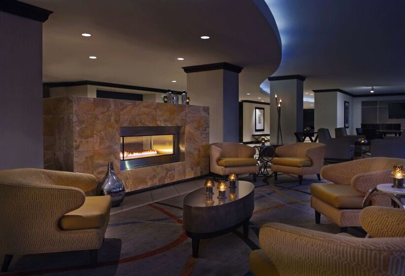 호텔 Hilton Orrington / Evanston