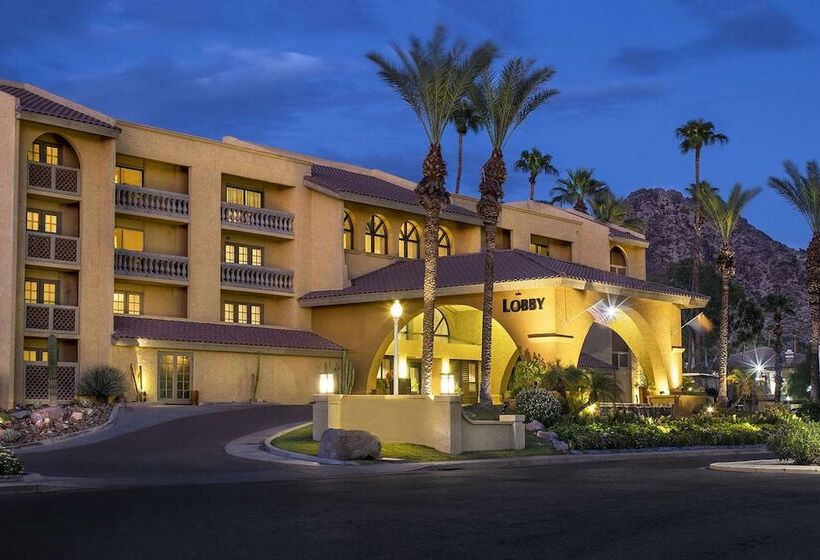 هتل Hilton Phoenix Resort At The Peak