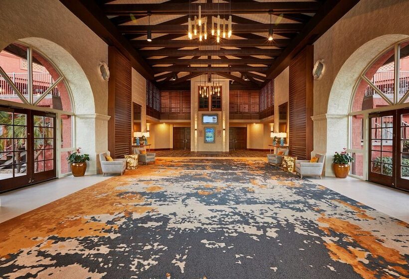 هتل Hilton Phoenix Resort At The Peak