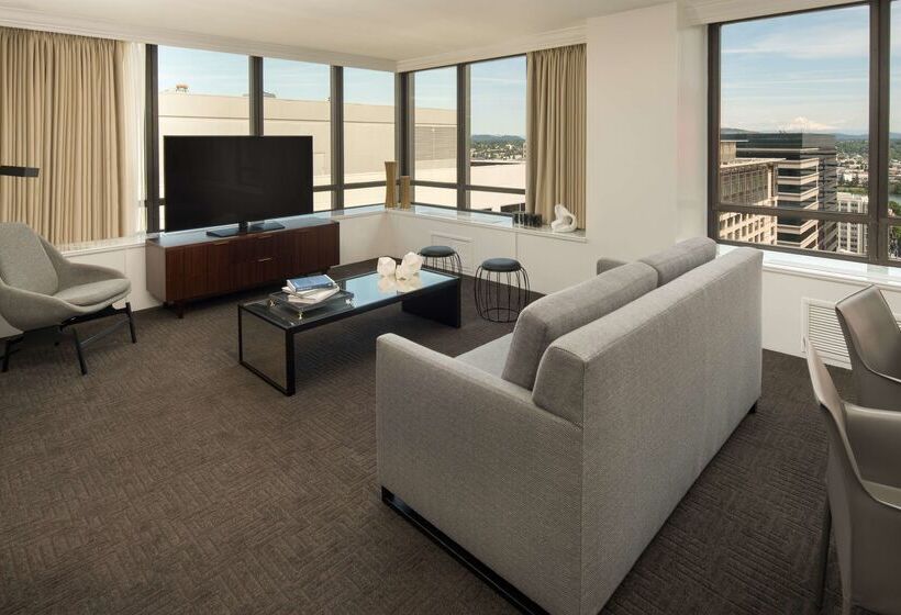 Отель Hilton Portland Downtown