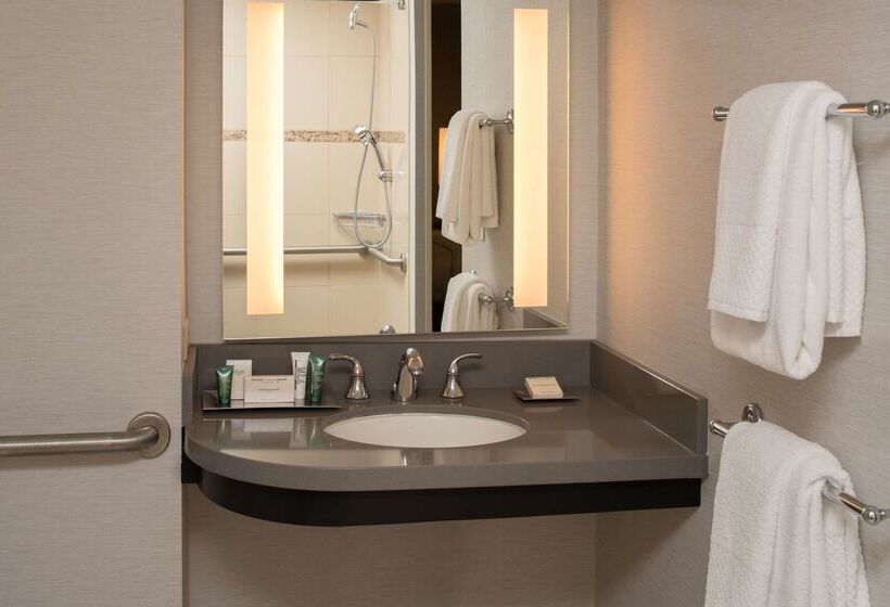 Отель Hilton Portland Downtown