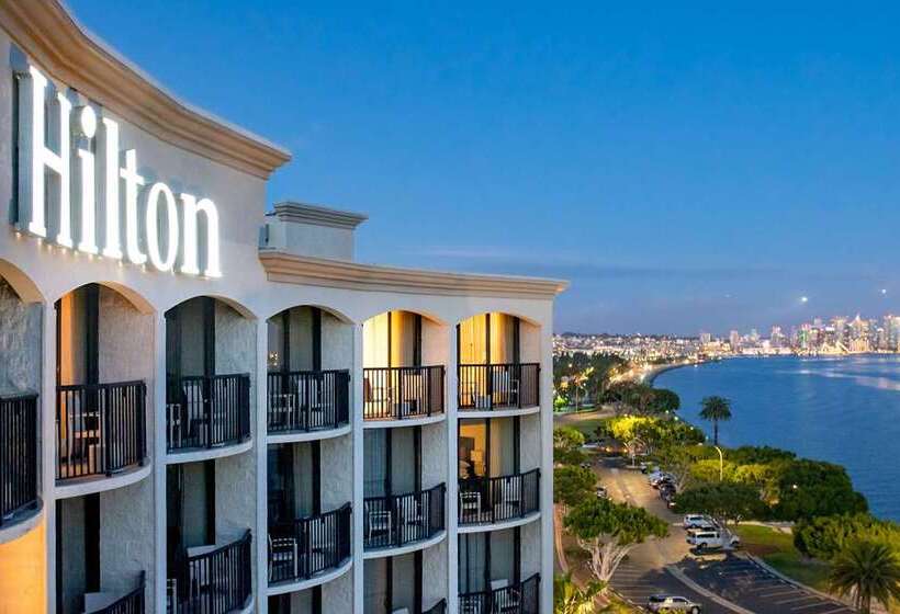 هتل Hilton San Diego Airport/harbor Island