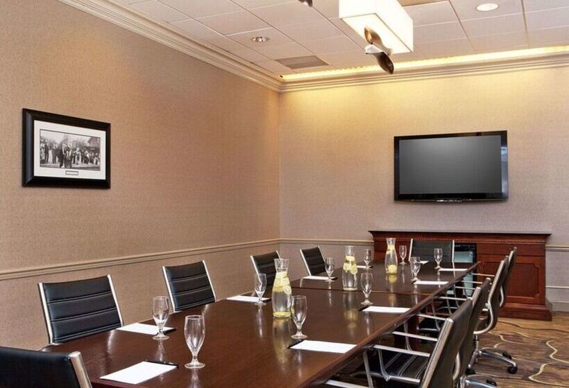 فندق Hilton Woodcliff Lake