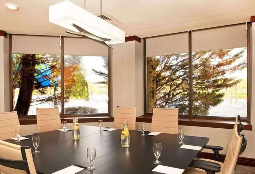 فندق Hilton Woodcliff Lake