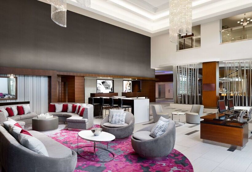 فندق Hilton Woodland Hills / Los Angeles