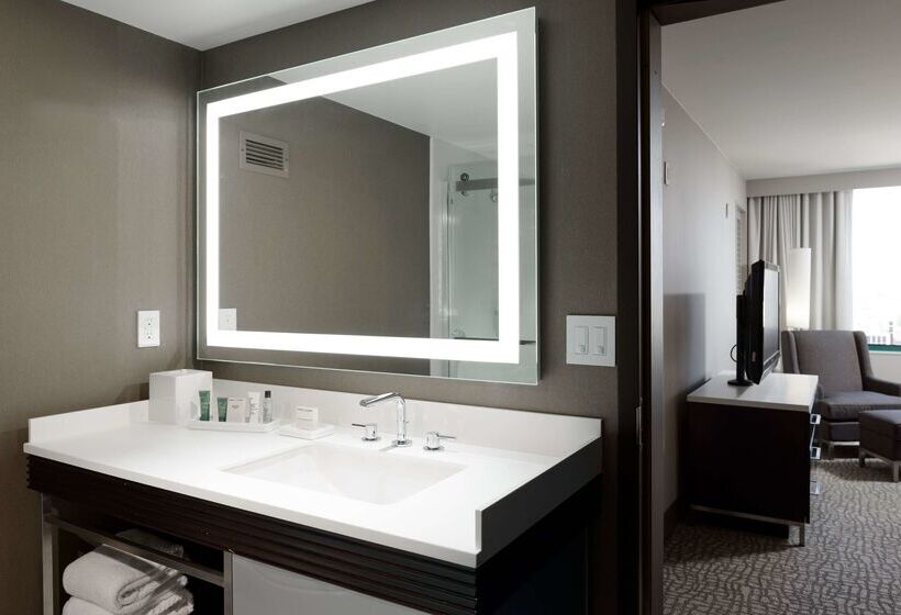 فندق Hilton Woodland Hills / Los Angeles