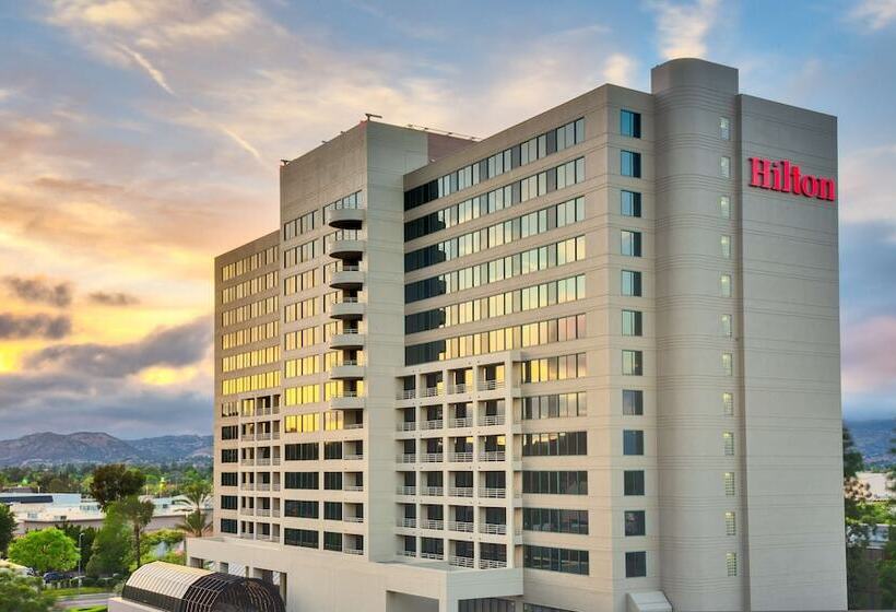فندق Hilton Woodland Hills / Los Angeles