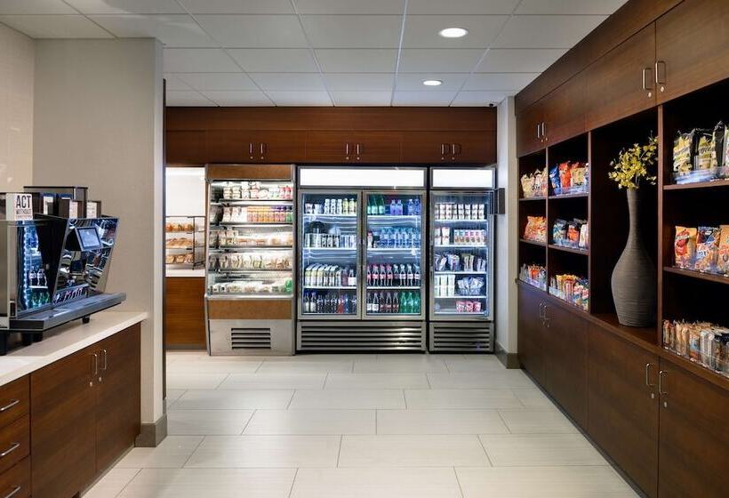 فندق Hilton Woodland Hills / Los Angeles