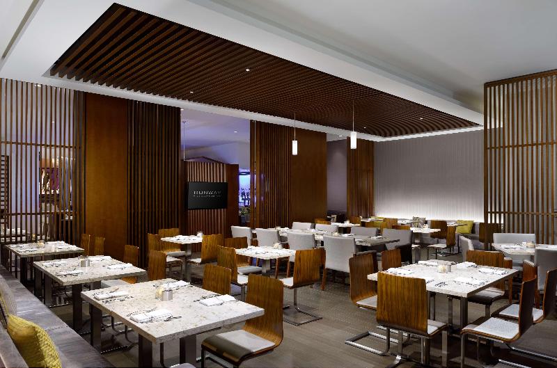 فندق Hilton Woodland Hills / Los Angeles