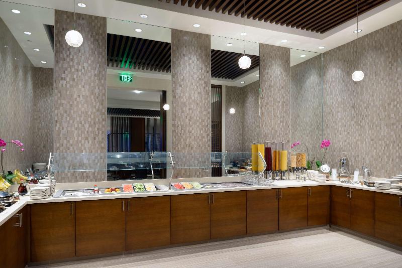 فندق Hilton Woodland Hills / Los Angeles