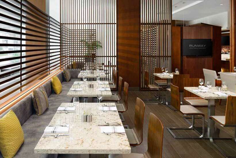 فندق Hilton Woodland Hills / Los Angeles