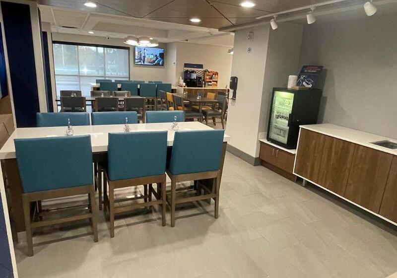 酒店 Holiday Inn Express Fort Lauderdale North Executive Airport, An Ihg