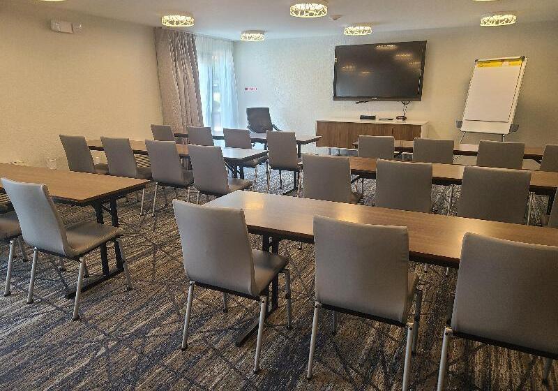酒店 Holiday Inn Express Fort Lauderdale North Executive Airport, An Ihg