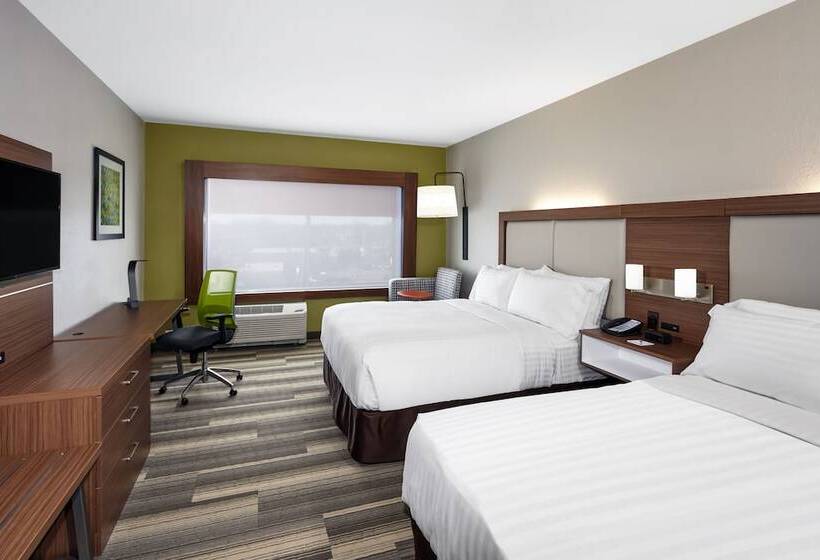 호텔 Holiday Inn Express & Suites Chicago North Shore   Niles, An Ihg