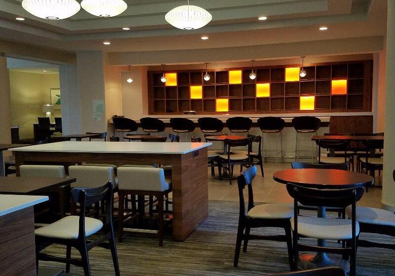 호텔 Holiday Inn Irving Las Colinas, An Ihg