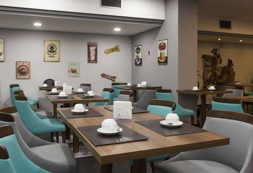 هتل Holiday Inn Montevideo, An Ihg